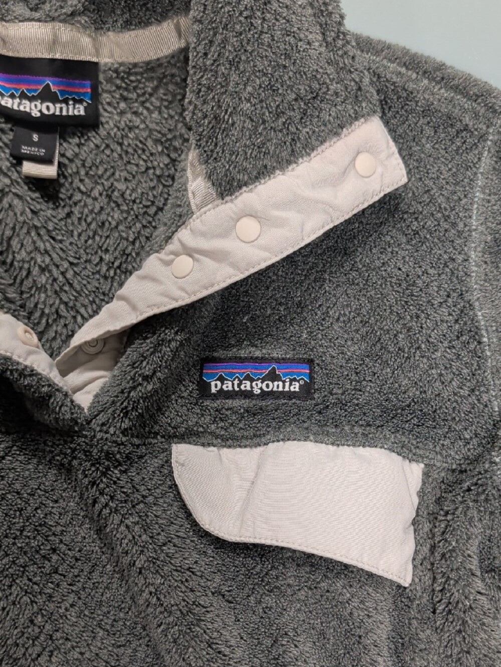 Patagonia Women's Gray Snap-T Fleece Pullover with White Trim Sz S. - Picture 3 of 9